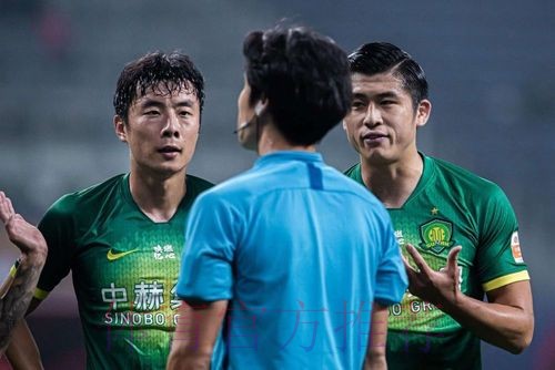 马西莫应邀做专题培训 期待中国裁判走上国际舞台 马西莫应邀做专题培训 期待中国裁判走上国际舞台